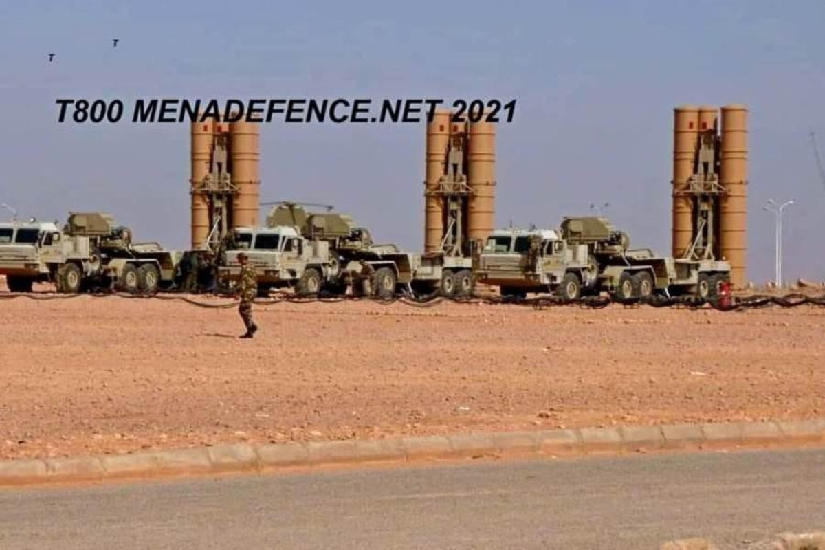 Nong: Ten lua S-400 cua Nga toi Algeria, bao gio My trung phat?