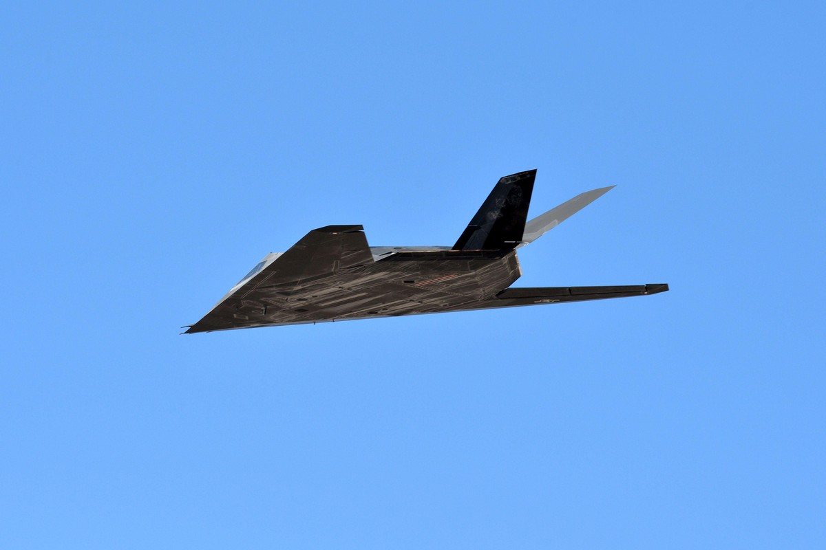 Bat ngo: Nam Tu tung ban trung hai may bay tang hinh F-117A cua My-Hinh-9