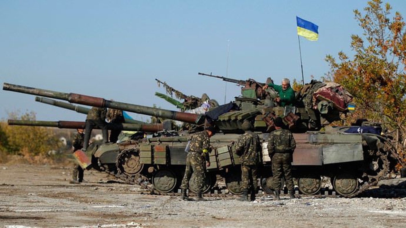 Linh Ukraine gan Donbass canh giac cao, tinh hinh 