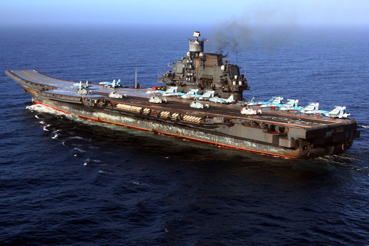 Tau san bay Kuznetsov la the dien cua Nga va khong the ve huu-Hinh-17