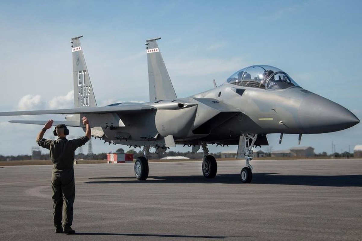 My trinh lang tiem kich 'Dai bang II', doi thu dang gom cua Su-35S