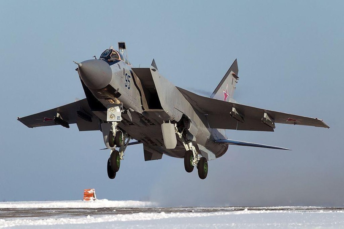 Chuyen gia Nga giai thich tai sao doi phuong phai rut lui khi gap MiG-31-Hinh-7