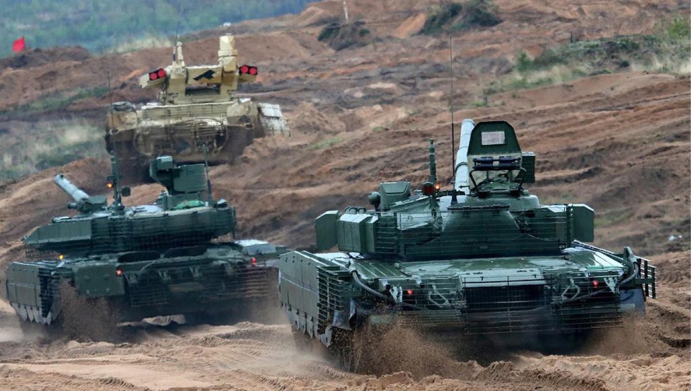 T-90M tu vi tri du bi bong vut sang trong luc quan Nga-Hinh-14