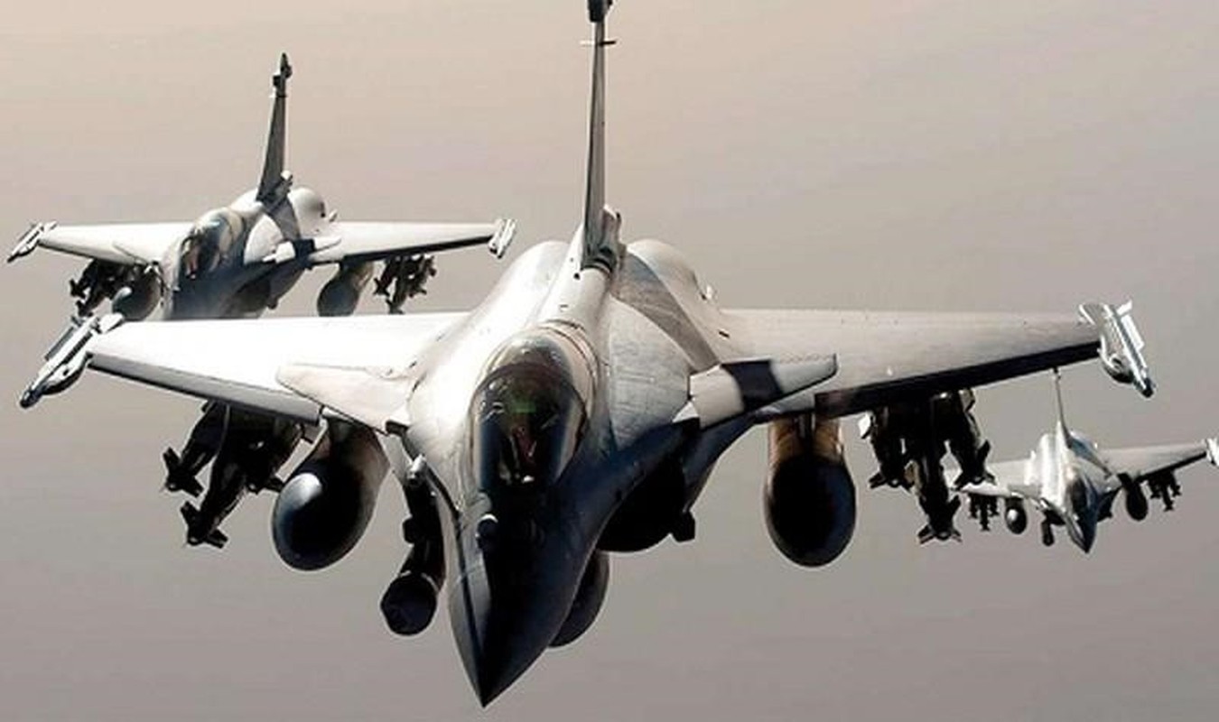 Cu loi nguoc dong ngoan muc cua ‘phuong hoang lua’ Rafale Phap-Hinh-13