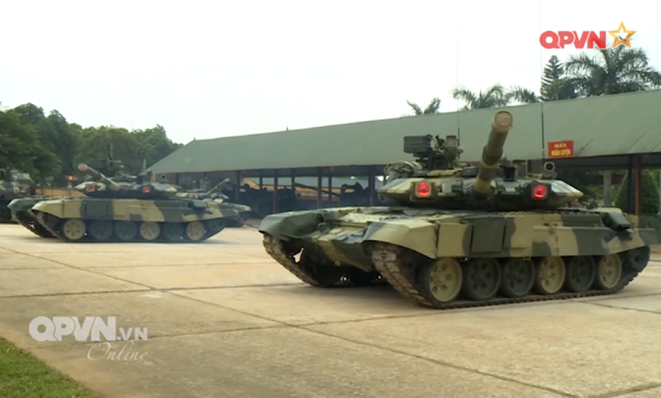 Nghi van Myanmar am tham nhap khau xe tang chu luc T-90S/SK-Hinh-3