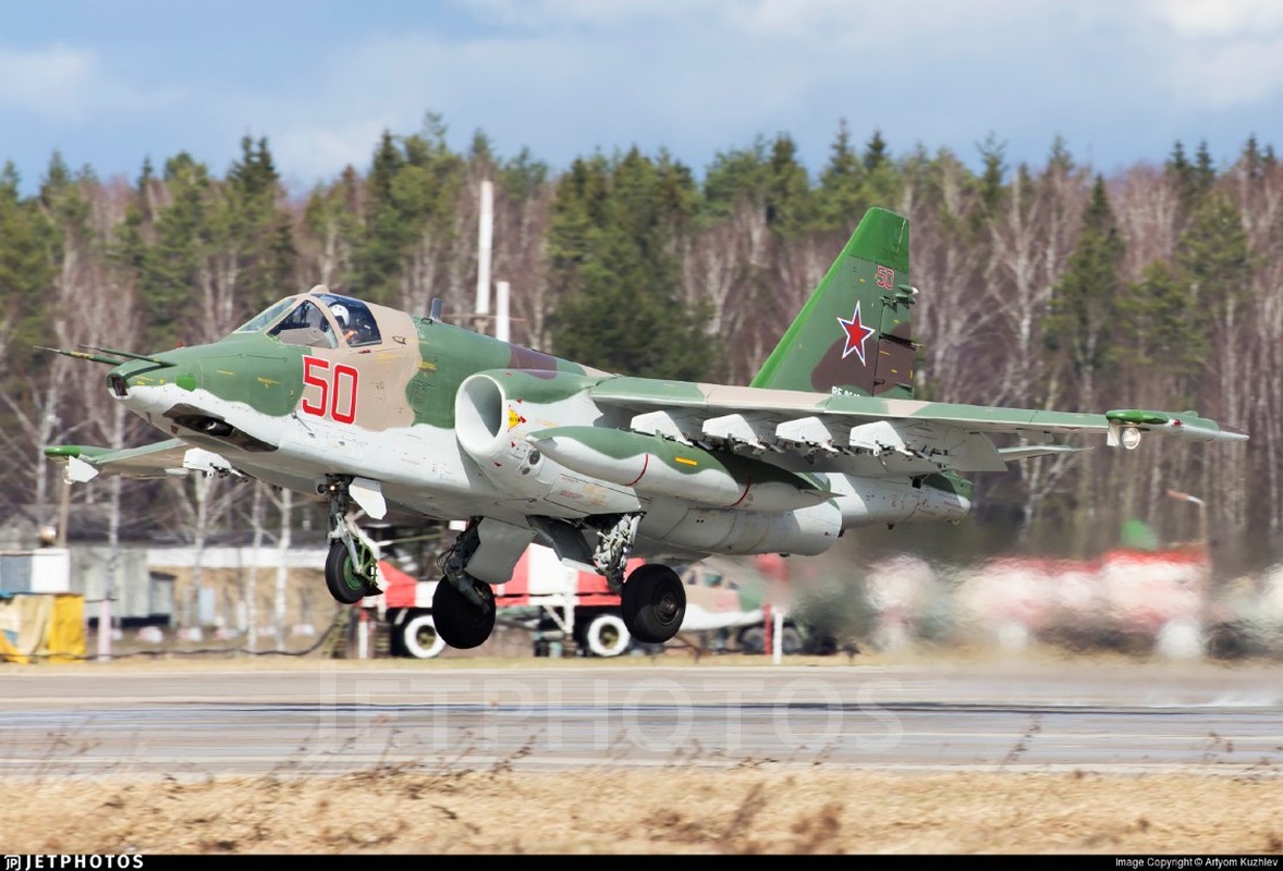 Cuong kich Su-25SM3 Nga dung con thay xang, 