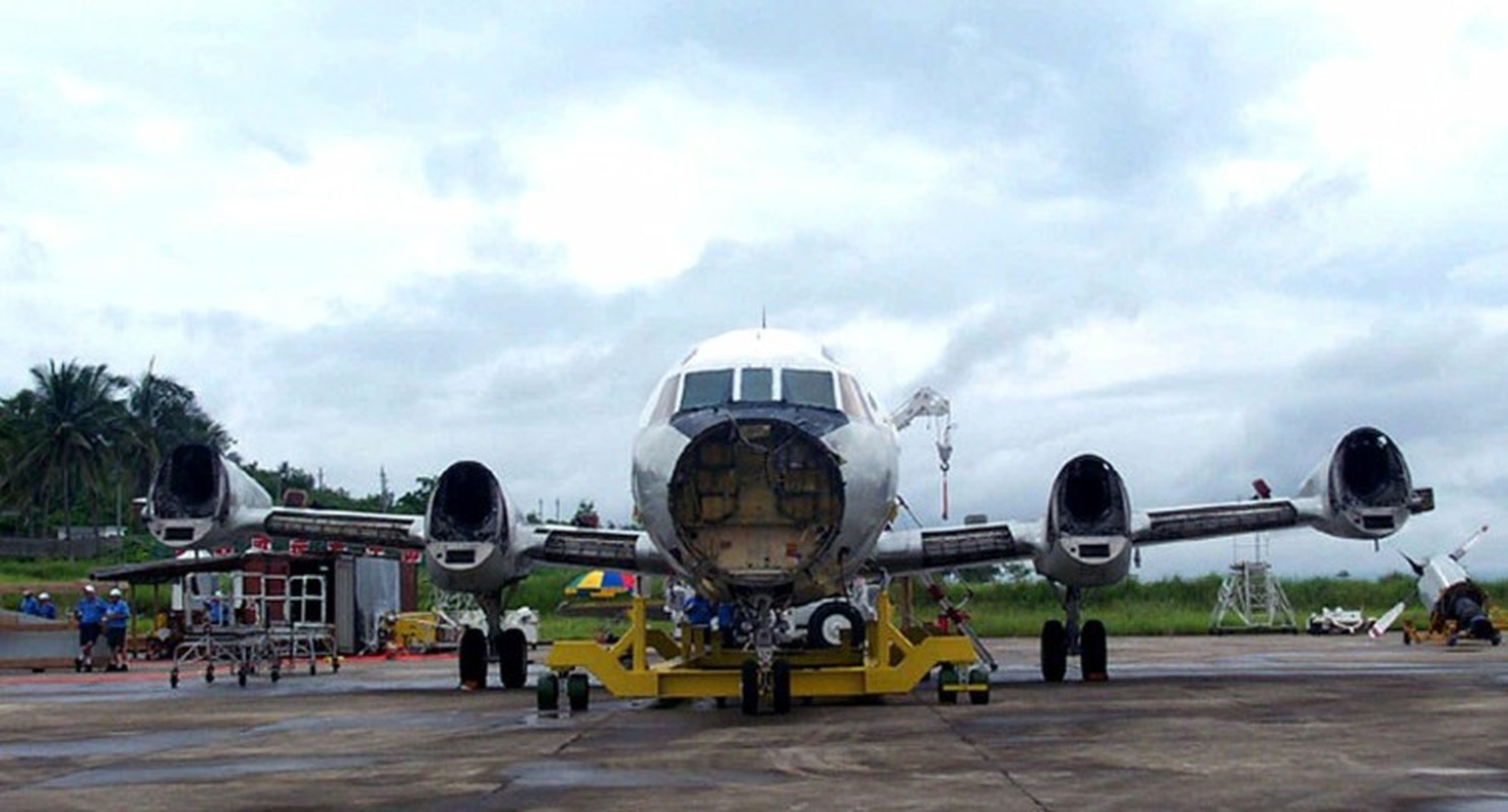 May bay trinh sat My vua cham chan Su-30SM Nga tung va cham voi tiem kich Trung Quoc-Hinh-16