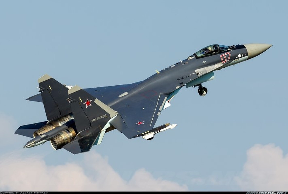 Suc manh may bay tiem kich Su-35 Nga vua gap nan-Hinh-2