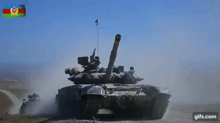 Soc: Phao binh Armenia nghien nat xe tang chu luc T-90 Azerbaijan-Hinh-4