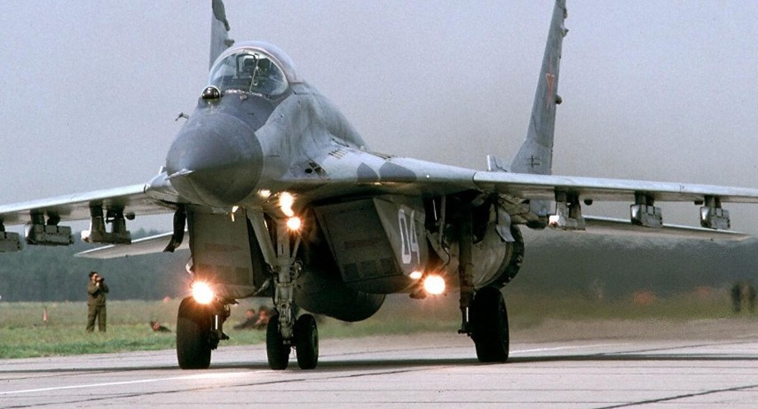 Tham hoa thang 8 tiep dien: Them MiG-29 cua Nga bi chay gan Astrakhan-Hinh-10