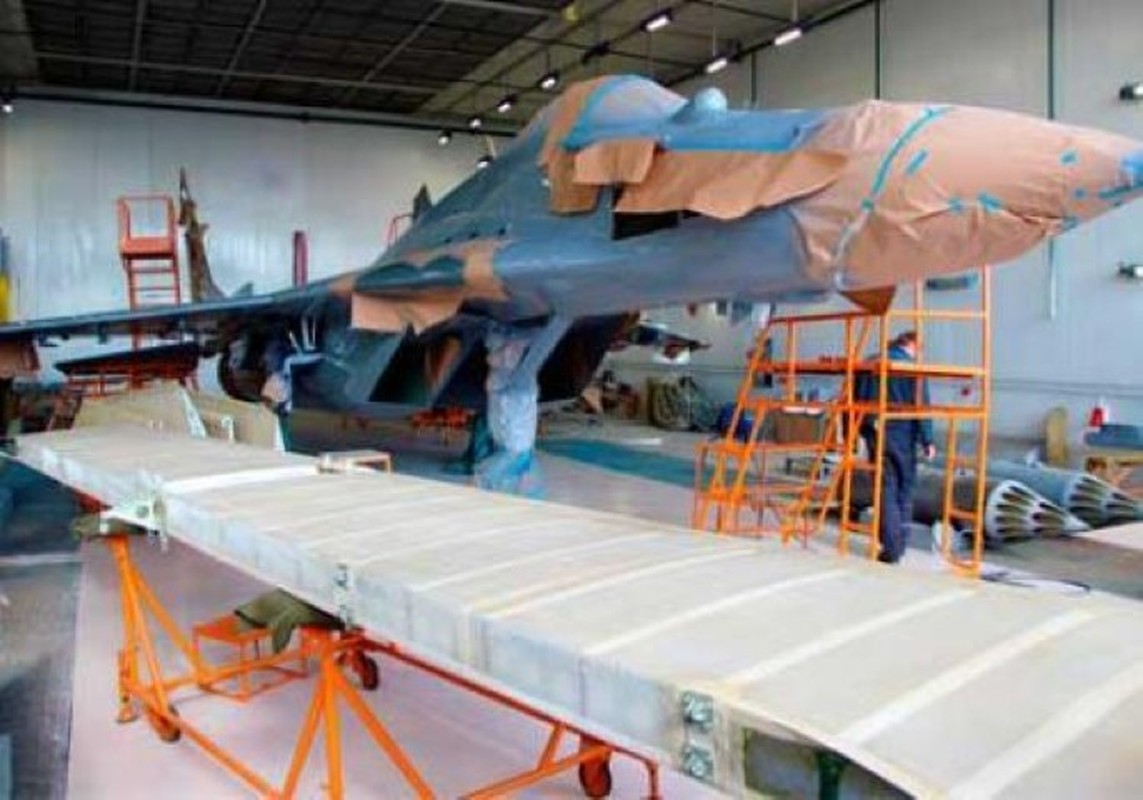 Tham hoa thang 8 tiep dien: Them MiG-29 cua Nga bi chay gan Astrakhan