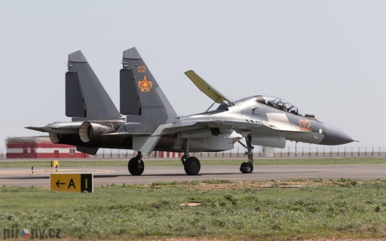 Tiem kich Su-30SM giu an ninh Trung A khi Afghanistan hon loan-Hinh-4