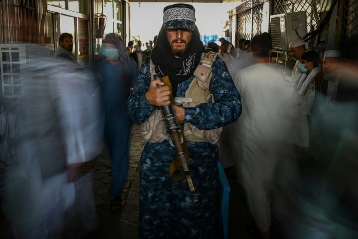 Afghanistan sap bien thanh dia nguc: Iran dong y keo quan tham chien-Hinh-5