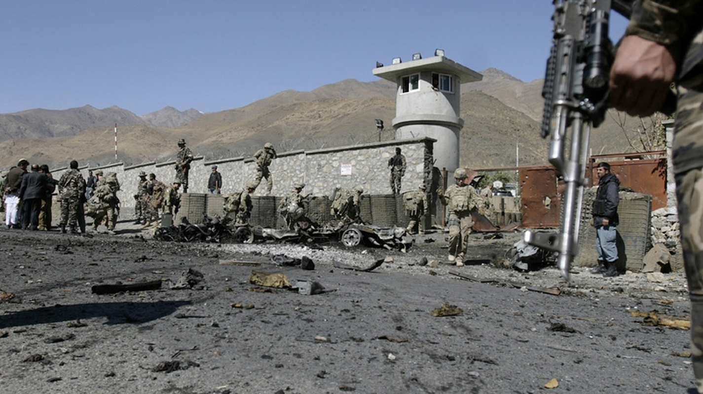 Nong: Quan khang chien ban truc thang Pakistan o chao lua Panjshir-Hinh-10