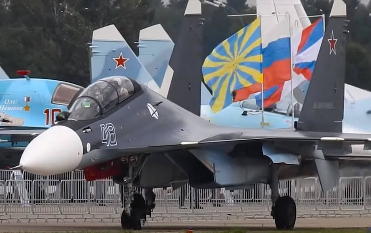 Su thuc Su-30SM2 Super Sukhoi sanh ngang tiem kich the he nam-Hinh-7