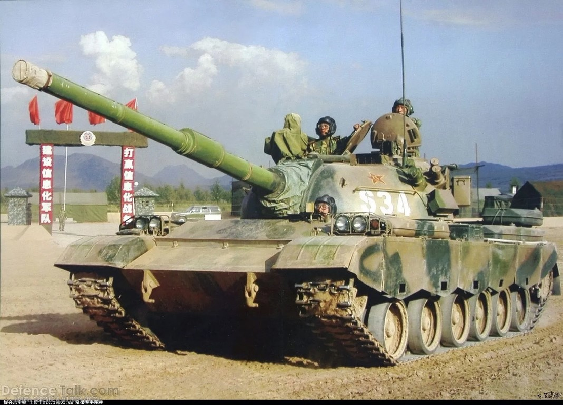 Xe tang Type 88 Trung Quoc tap tran rung chuyen sa mac Gobi-Hinh-9