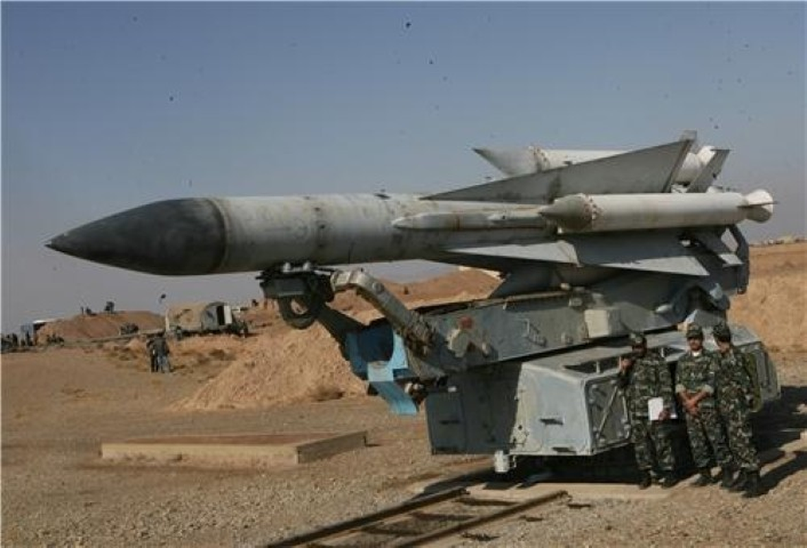S-200 Syria lan dau 'bat song' F-35 Israel ben kia bien gioi-Hinh-13