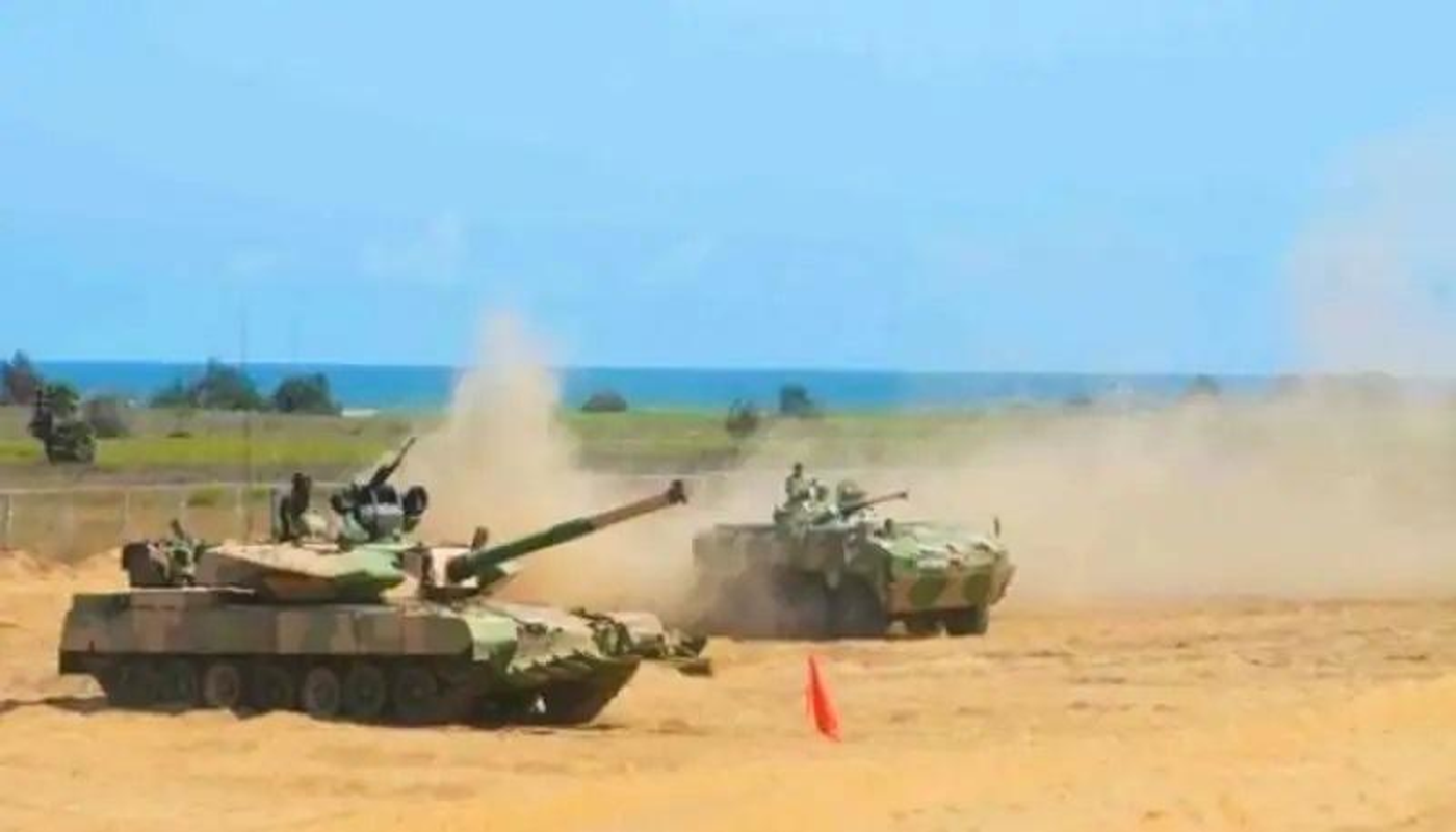 Dong xe tang noi dia An Do dat hon ca T-90 va M1A2 Abram-Hinh-12