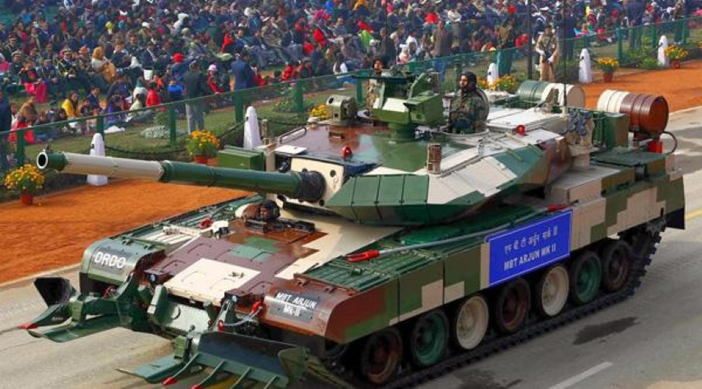 Dong xe tang noi dia An Do dat hon ca T-90 va M1A2 Abram-Hinh-6