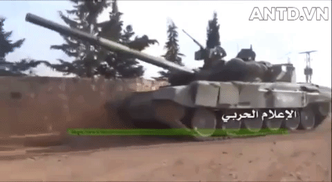 Xe tang T-90 Syria tien danh phien quan than Tho Nhi Ky tai Idlib-Hinh-3