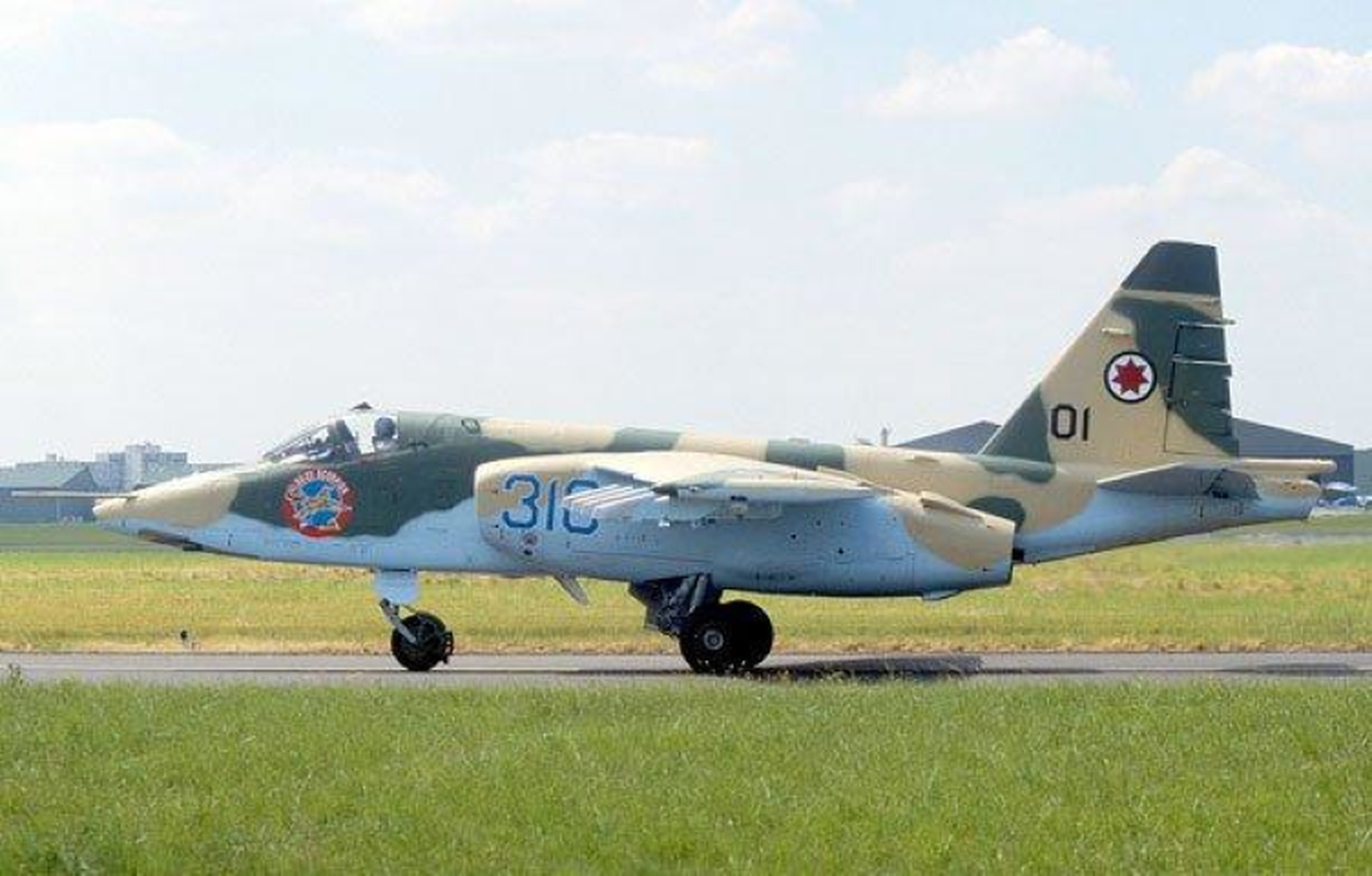 Tho Nhi Ky mua 50 cuong kich Su-25 nhung... khong phai tu Nga-Hinh-7