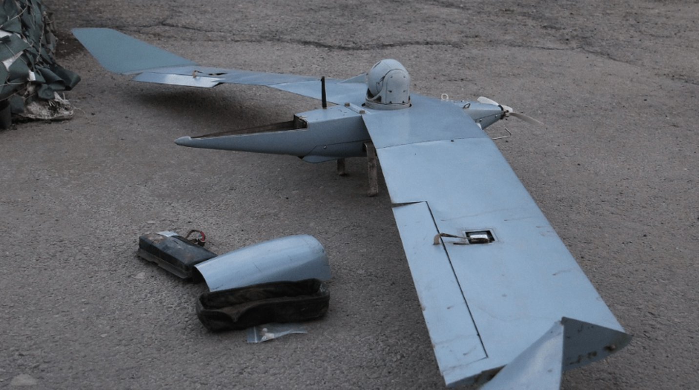 Binh si Ukraine ban ha UAV toi tan cua ‘phe ta’, su nham lan tai hai-Hinh-3