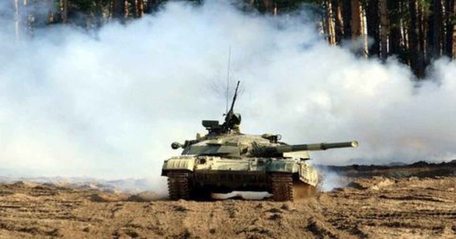 Xe tang T-64BM Bulat cua Ukraine doi dau voi T-72B3 cua phe ly khai-Hinh-13