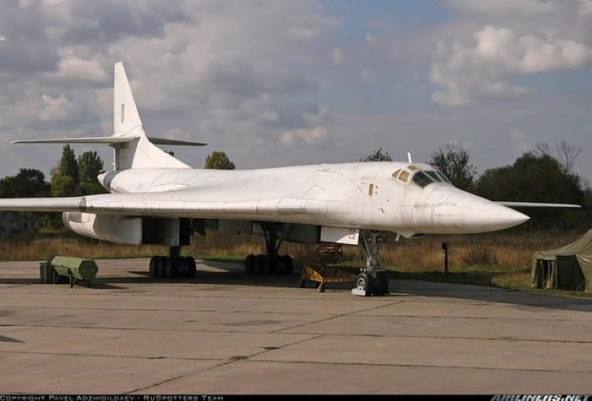 Oanh tac co Tu-160 Ukraine lot vao tay Nga dung giay phut cuoi nhu the nao?-Hinh-9