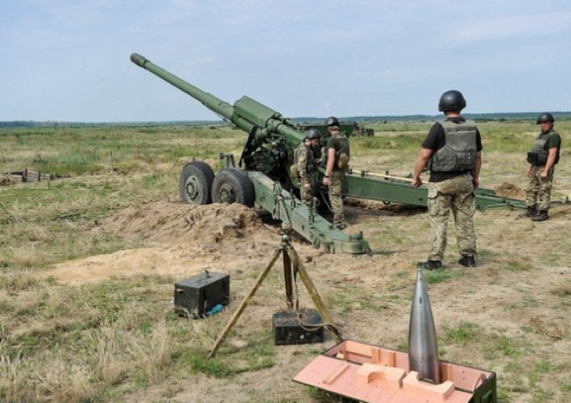 Quan doi Ukraine tan cong phe ly khai Donbass tren toan mat tran-Hinh-3