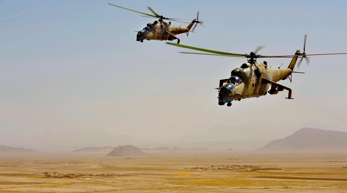 Saudi Arabia hoang hot vi Houthi co 'xe tang bay' Mi-24 Nga-Hinh-24