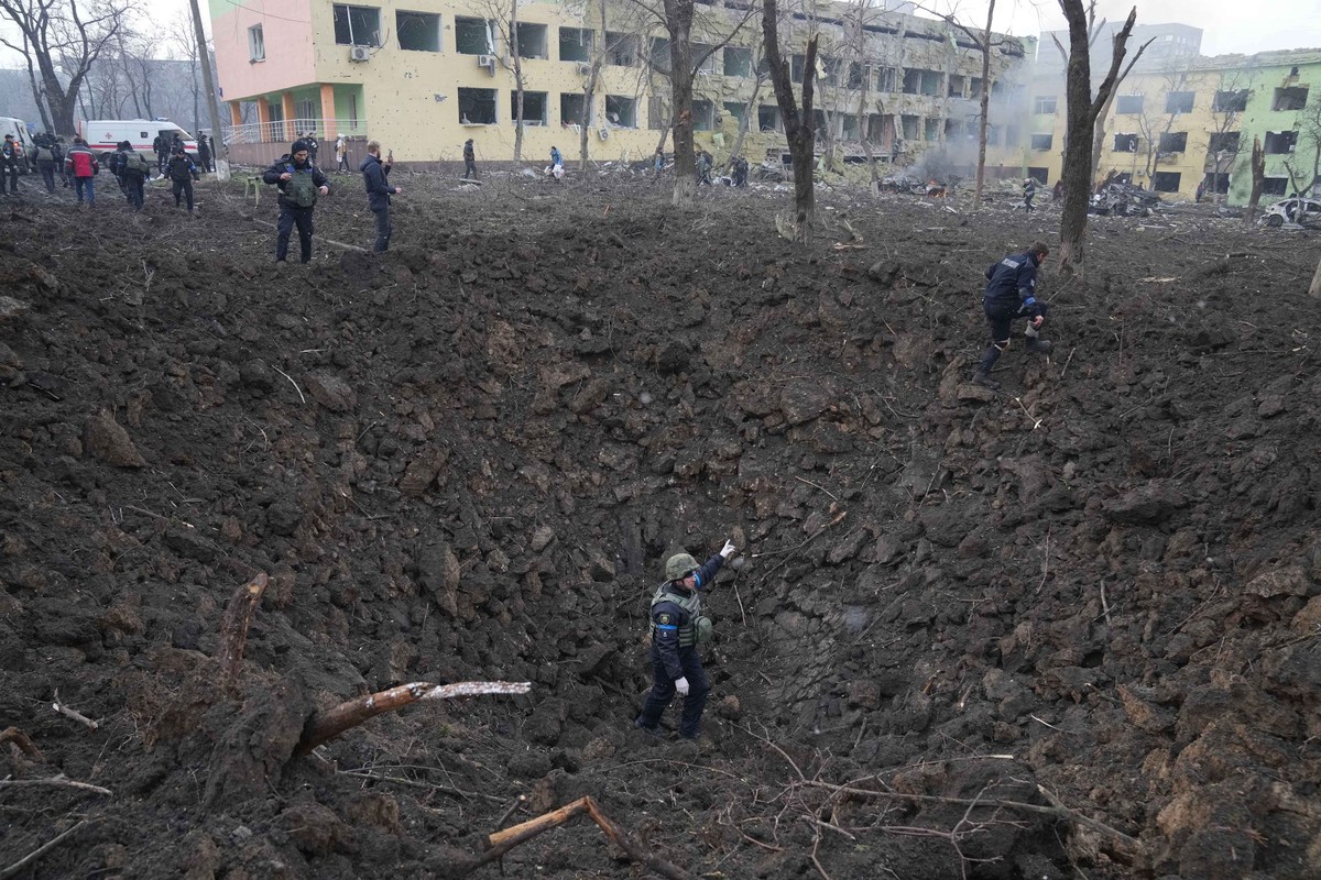 Xung dot Nga - Ukraine ngay thu 15: Nga sap khep chat vong vay?-Hinh-3