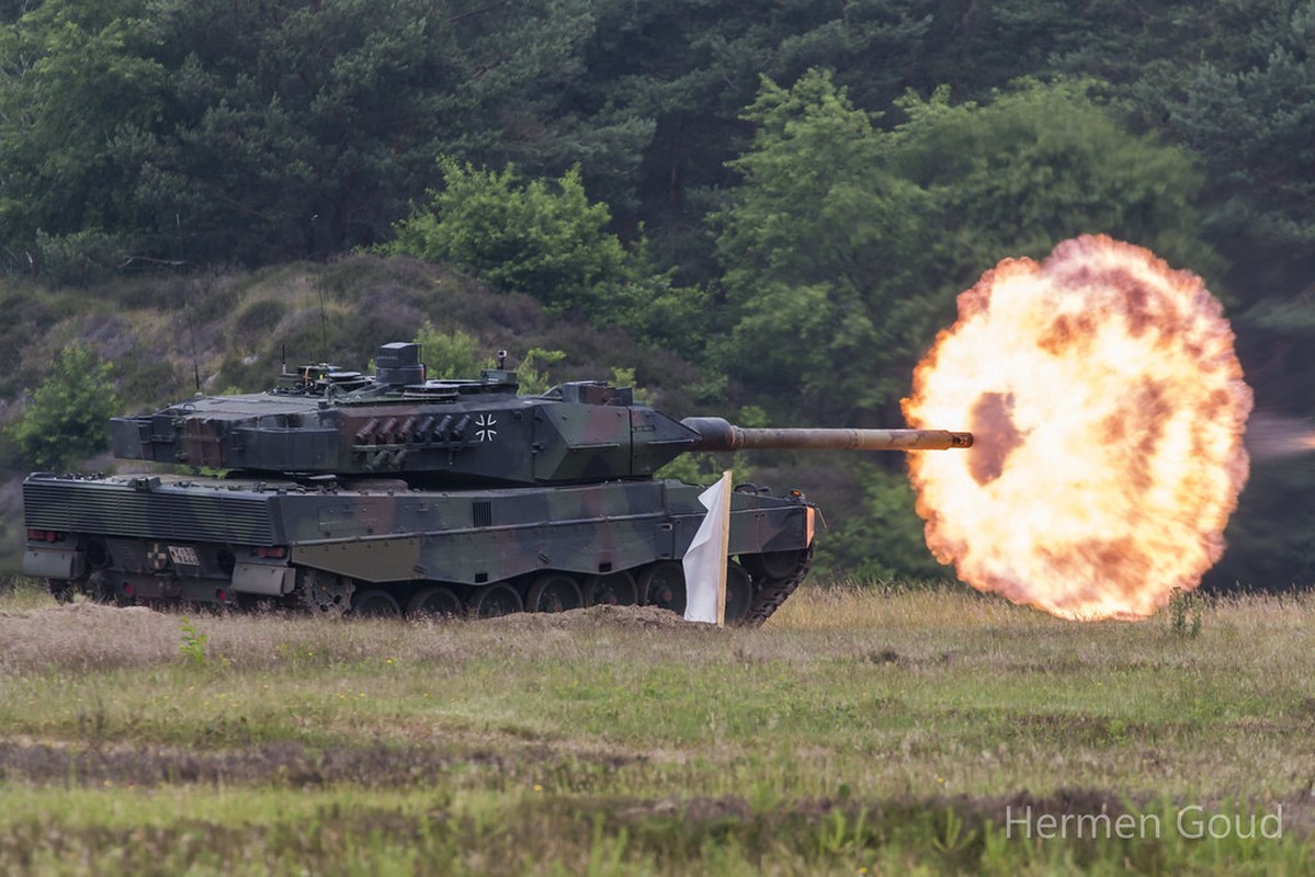 Duc se vien tro Leopard 2 cho Ukraine doi dau xe tang Nga-Hinh-7