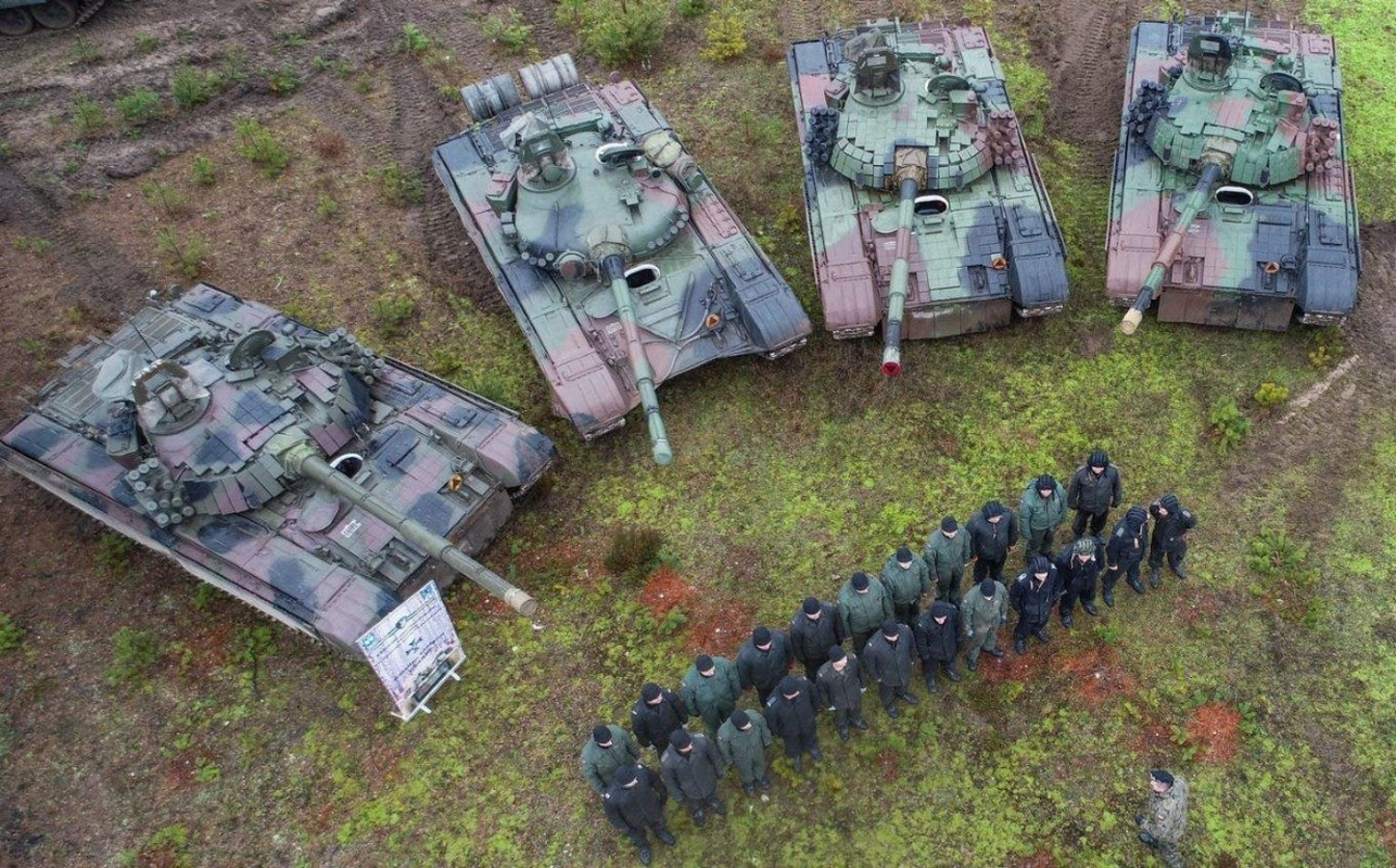 Ukraine nhan xe tang PT-91 tu Ba Lan, san sang tong tan cong Kherson?-Hinh-5