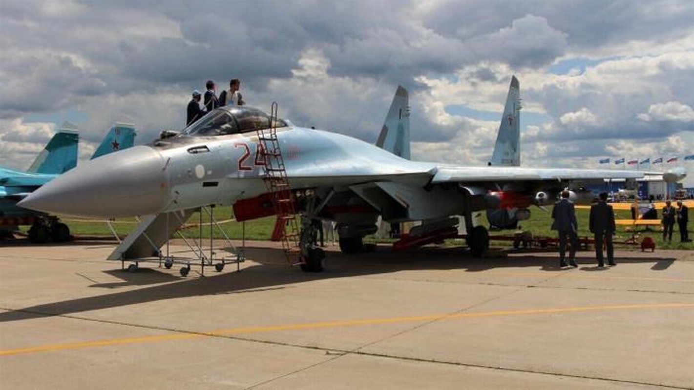 Nga chuan bi giao cung luc 20 tiem kich Su-35 cho Iran?-Hinh-5