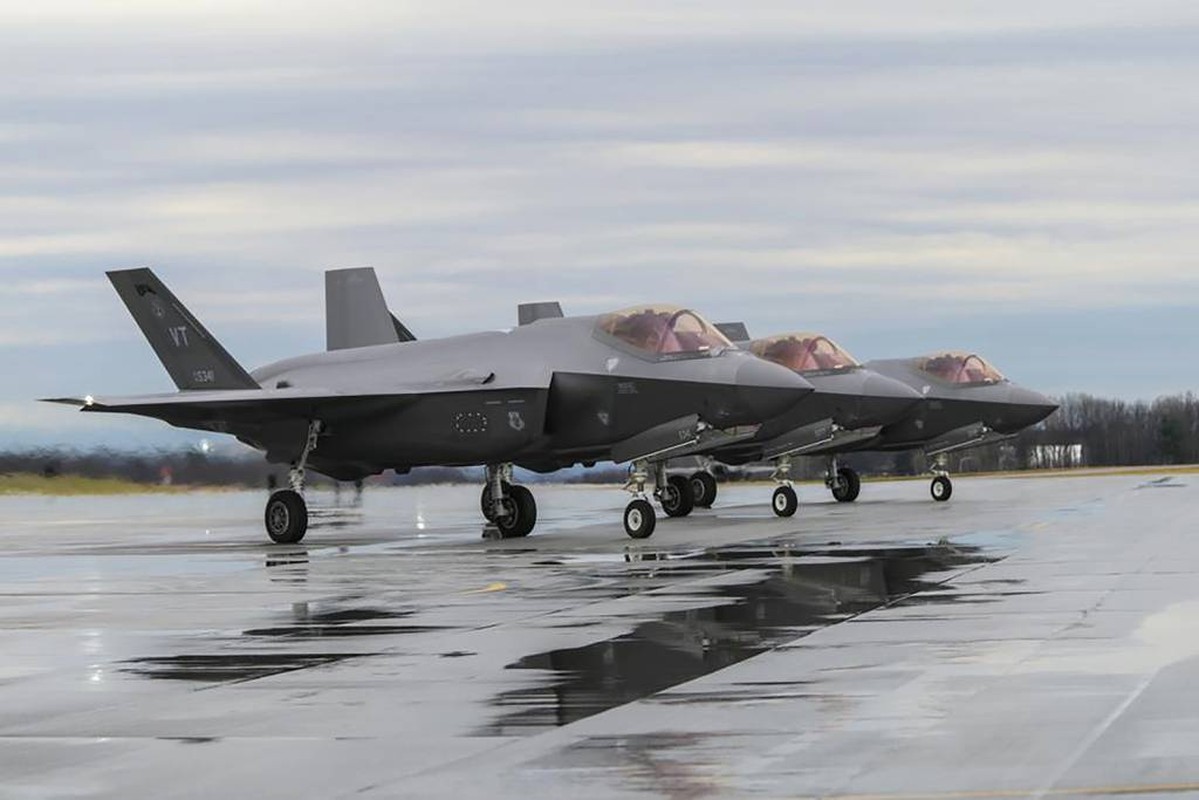 Tiem kich F-35 day chien dau co chau Au den bo tuyet chung-Hinh-14