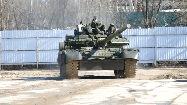 T80BV - dong xe tang tu thoi Lien Xo trong cuoc xung dot tai Ukraine-Hinh-15