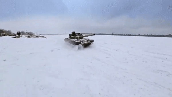 T80BV - dong xe tang tu thoi Lien Xo trong cuoc xung dot tai Ukraine-Hinh-24