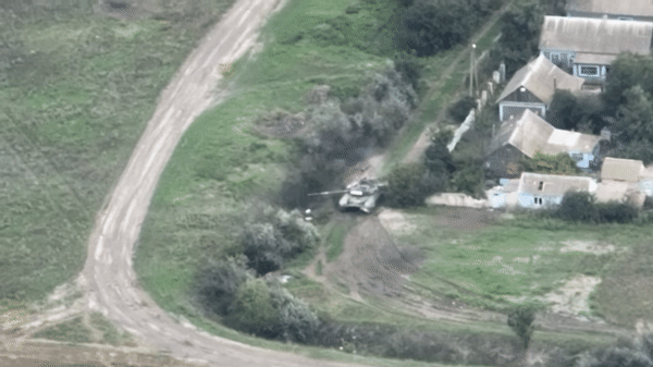 T80BV - dong xe tang tu thoi Lien Xo trong cuoc xung dot tai Ukraine-Hinh-4