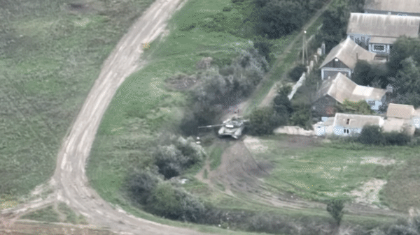 T80BV - dong xe tang tu thoi Lien Xo trong cuoc xung dot tai Ukraine-Hinh-5