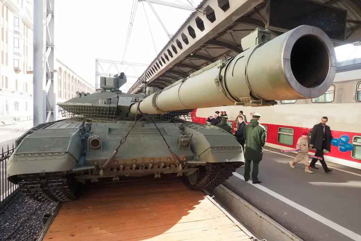 Lo noi that sieu tang T-90M bi Nga bo lai tai Kharkov-Hinh-11