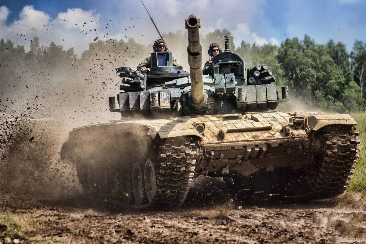 Nguoi dan Sec gop tien mua xe tang T-72 cho Ukraine-Hinh-3