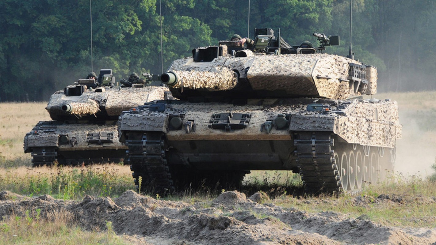 NATO co the vien tro 100 xe tang Leopard 2 cho Ukraine?-Hinh-9