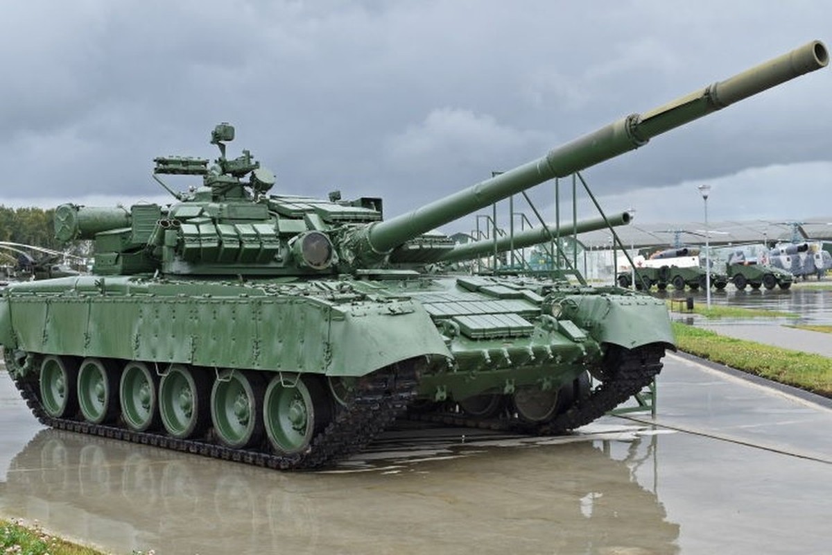 That bai cua xe tang T-72M1 va T-80U truoc Leopard 2A4 vao nam 1994 cho thay dieu gi?-Hinh-11