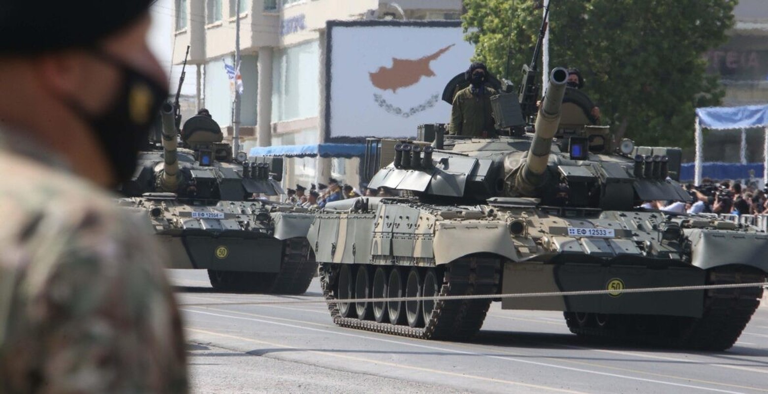 Sip nhan xe tang Merkava tu Israel de 'ranh tay' chuyen giao T-80U-Hinh-16