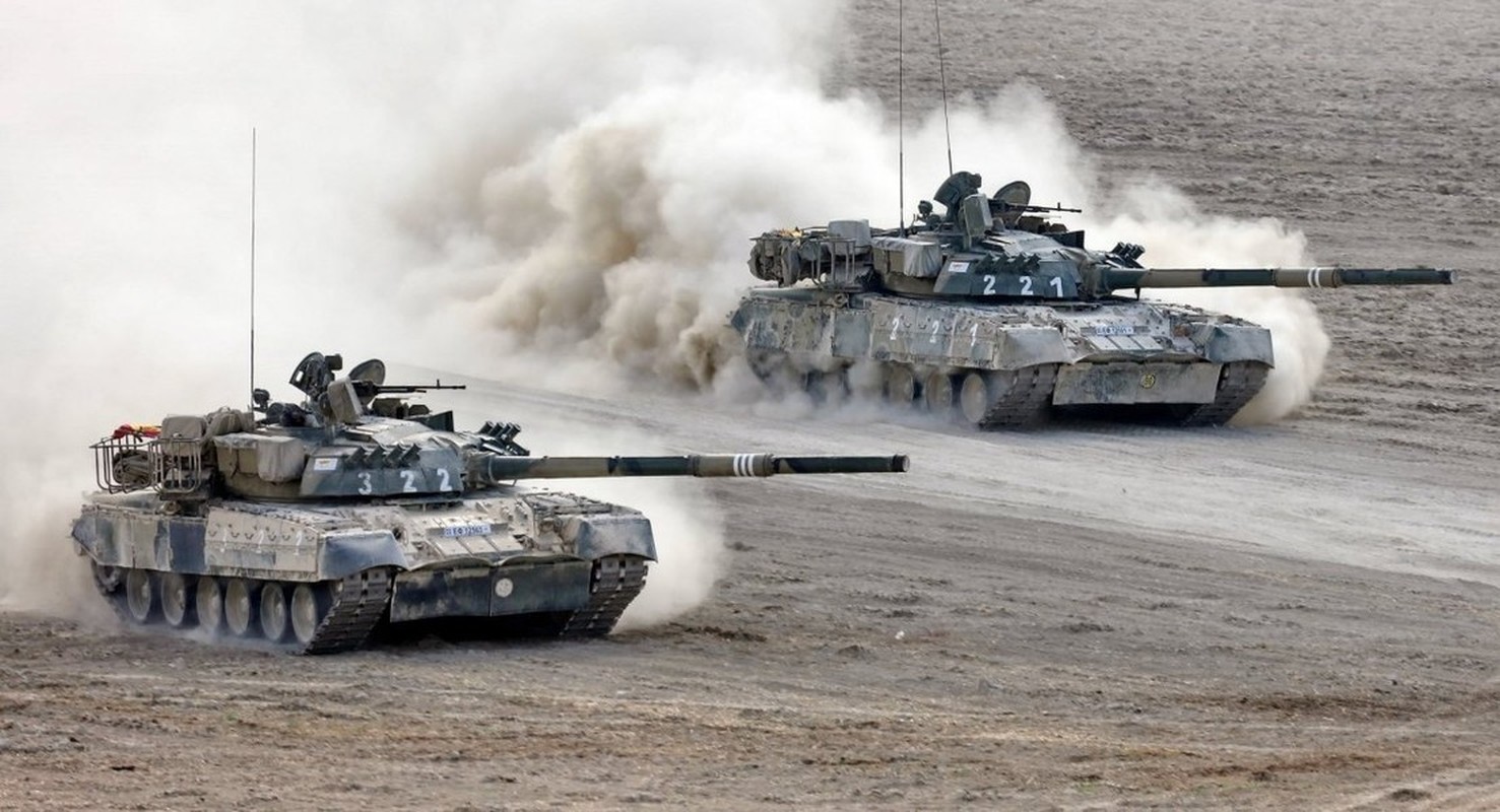Sip nhan xe tang Merkava tu Israel de 'ranh tay' chuyen giao T-80U-Hinh-18