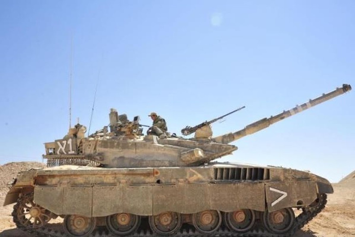 Sip nhan xe tang Merkava tu Israel de 'ranh tay' chuyen giao T-80U-Hinh-2