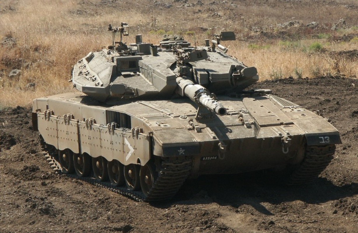 Sip nhan xe tang Merkava tu Israel de 'ranh tay' chuyen giao T-80U-Hinh-4