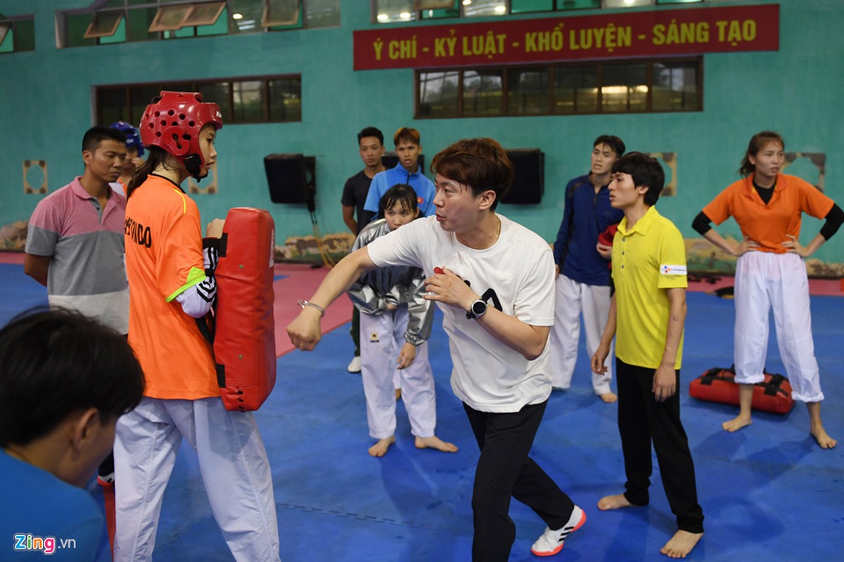 Tuyen taekwondo kho luyen bang dung cu dac biet truoc SEA Games-Hinh-11