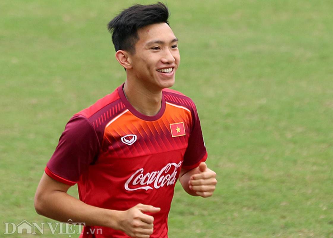 HLV Park Hang-seo tap chong day, chinh tung cau thu U23 Viet Nam-Hinh-9