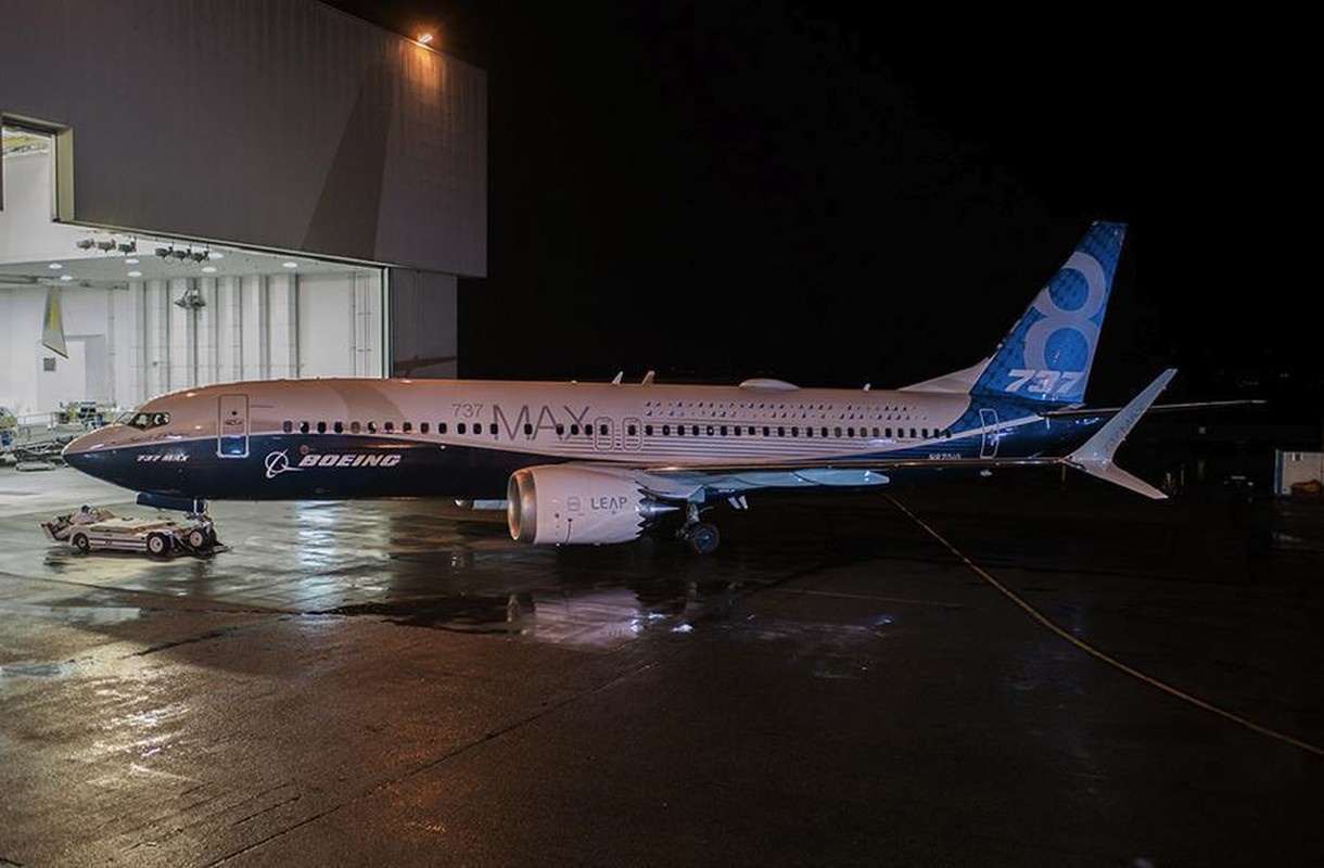 May bay 737 Max chiem cho do oto cua nhan vien Boeing-Hinh-4